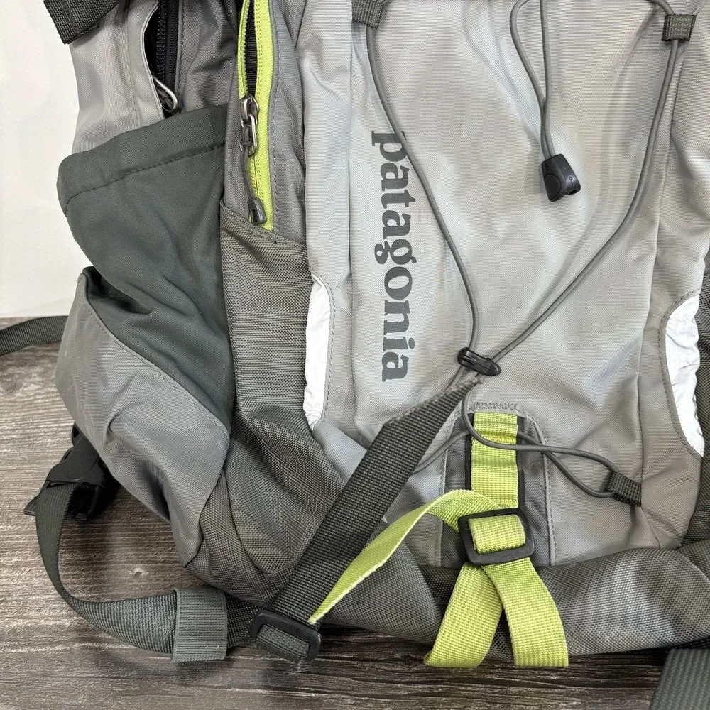 Patagonia Men's Grey Green Backpack 47925SP11